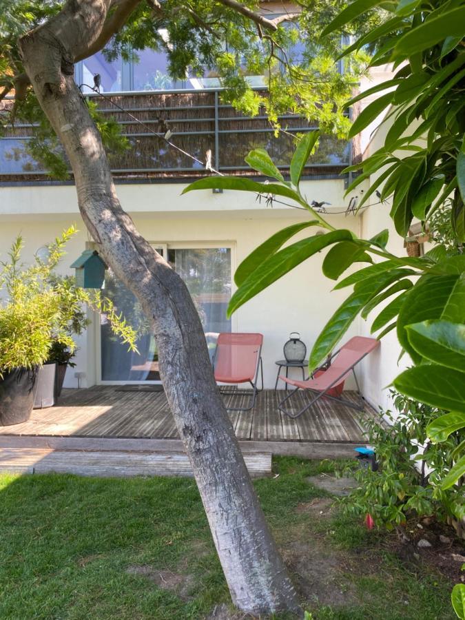 Le 19 Bed & Breakfast Sene Exterior photo